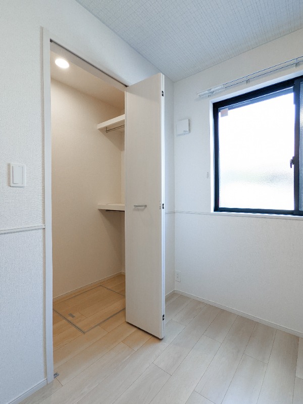 収納　図面と現状に相違がある場合には現状を優先