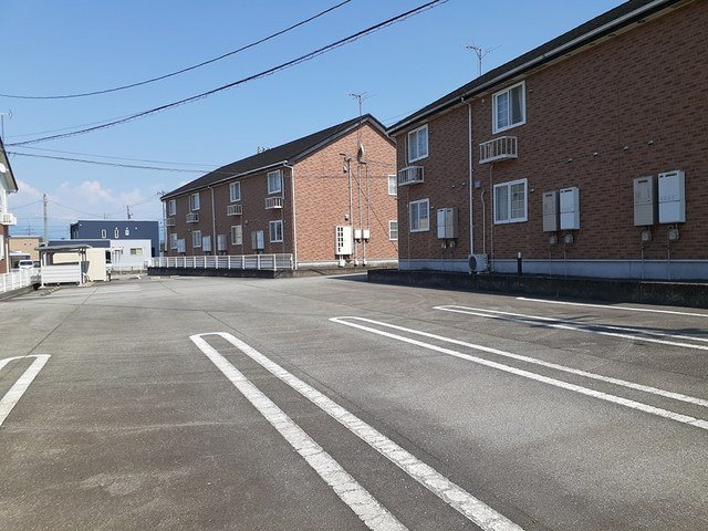 駐車場　駐車スペースもあります