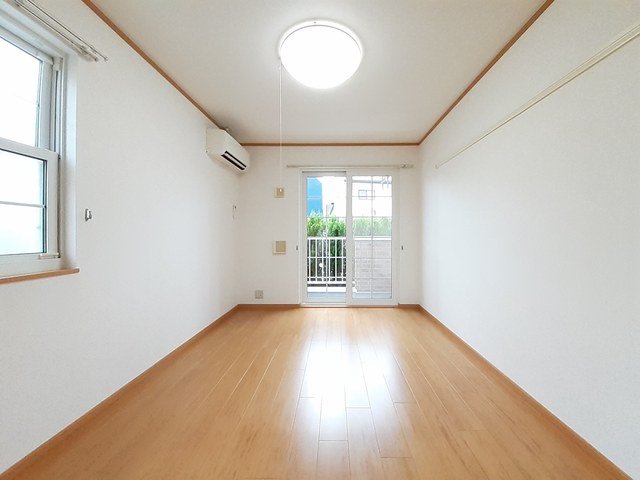 居室・リビング　ゆったりとした居間です