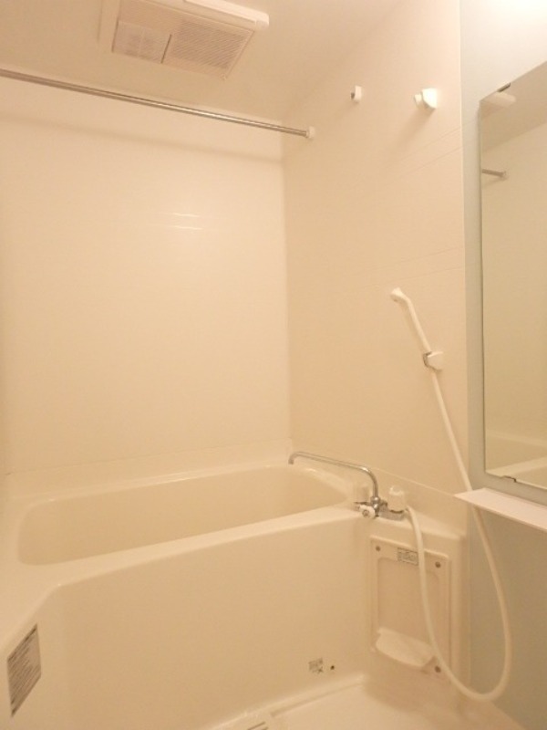 バス・シャワールーム　図面と現状に相違がある場合には現状を優先