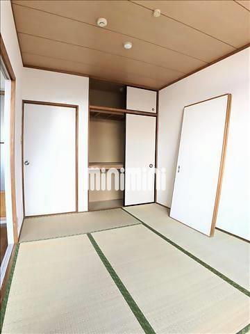 収納　洋間に変更済