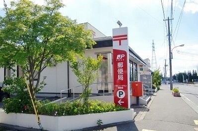 郵便局　八戸ニュータウン郵便局（郵便局）まで1000m