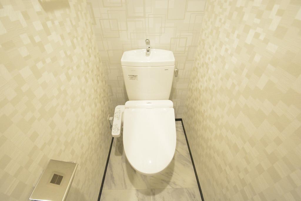 トイレ　シャワー付トイレ