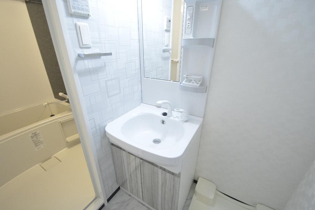 洗面設備　洗髪洗面化粧台