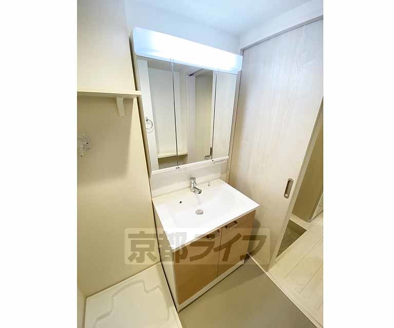 洗面設備　独立洗面台