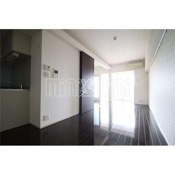 居室・リビング　リビング