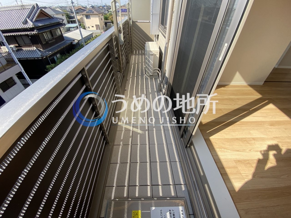 バルコニー　バルコニー