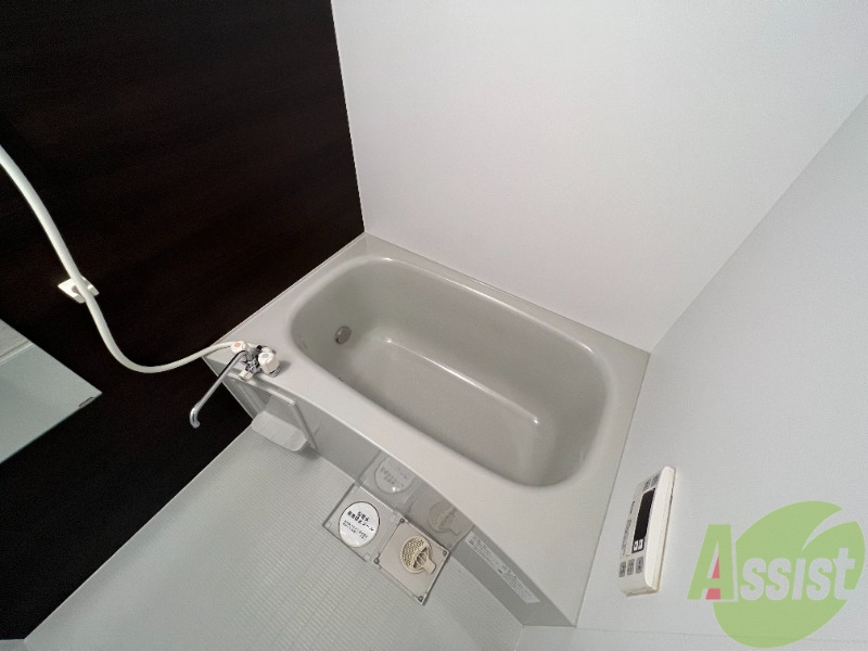 バス・シャワールーム　落ち着きのある浴室です。１日の疲れを癒してもらいましょう。