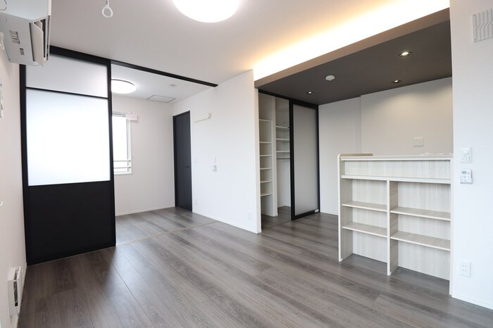 居室・リビング　リビング全景