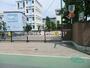小学校　八幡小学校（小学校）まで430m