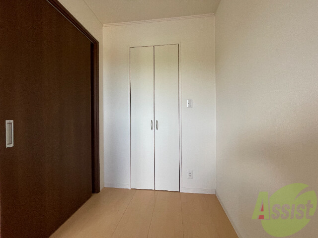 収納　収納スペースはコチラ。中が気になりますね～。