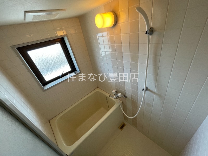 バス・シャワールーム　同型タイプ