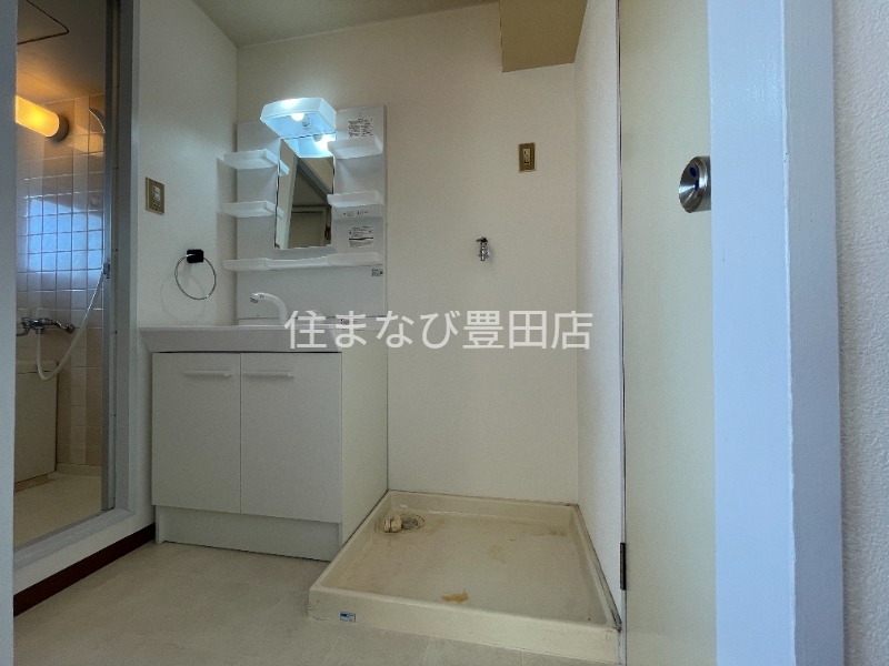 洗面設備　同型タイプ