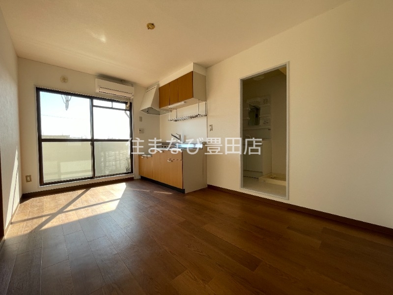 居室・リビング　同型タイプ