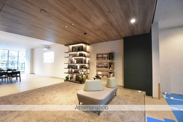 ロビー　ロビー