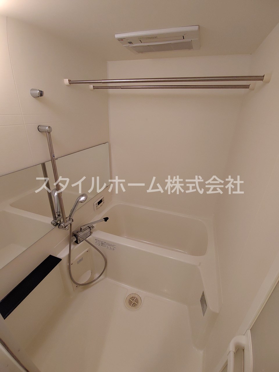 バス・シャワールーム　日々の疲れを癒すお風呂付です