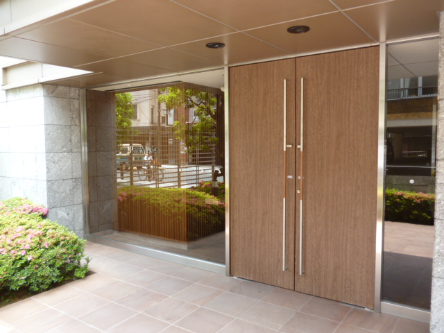 エントランス　エントランス