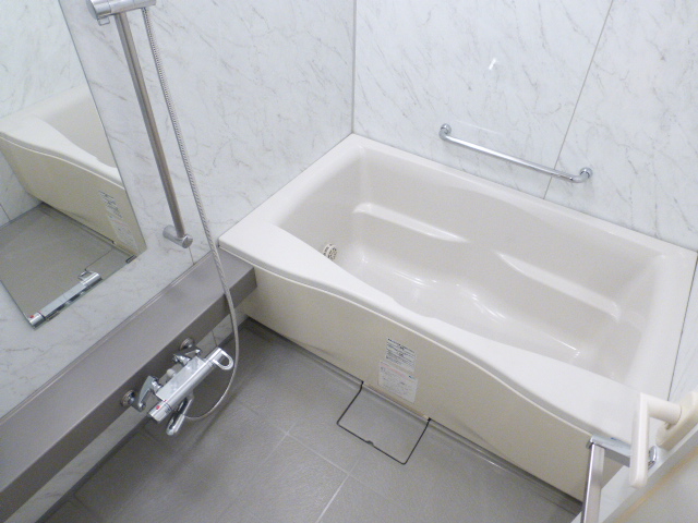 バス・シャワールーム　バス