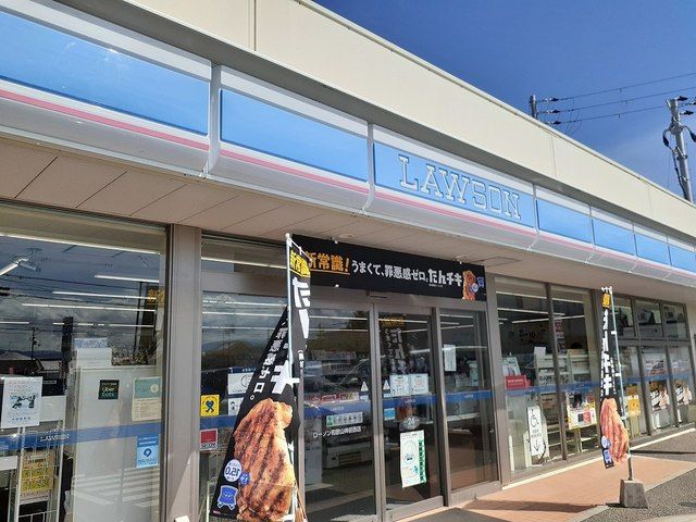 コンビニ　ローソン神前西店様（コンビニ）まで500m