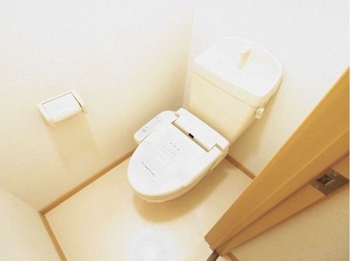トイレ　※写真を準備中のため、同シリーズの写真をご参照ください。