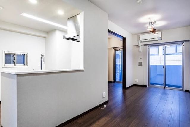 居室・リビング　※照明器具は賃貸に含みません