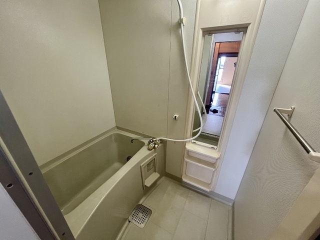 バス・シャワールーム　浴室