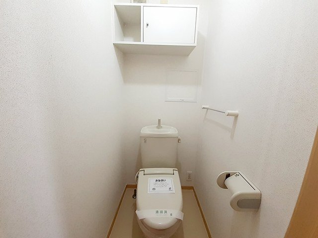 トイレ　清潔感のあるトイレです