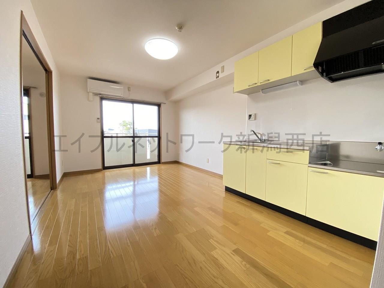 居室・リビング　参考写真（202）