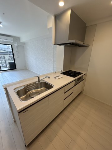 エントランス　落ち着いたエントランスです