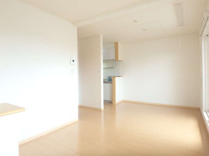 居室・リビング　図面と現状に相違がある場合には現状を優先