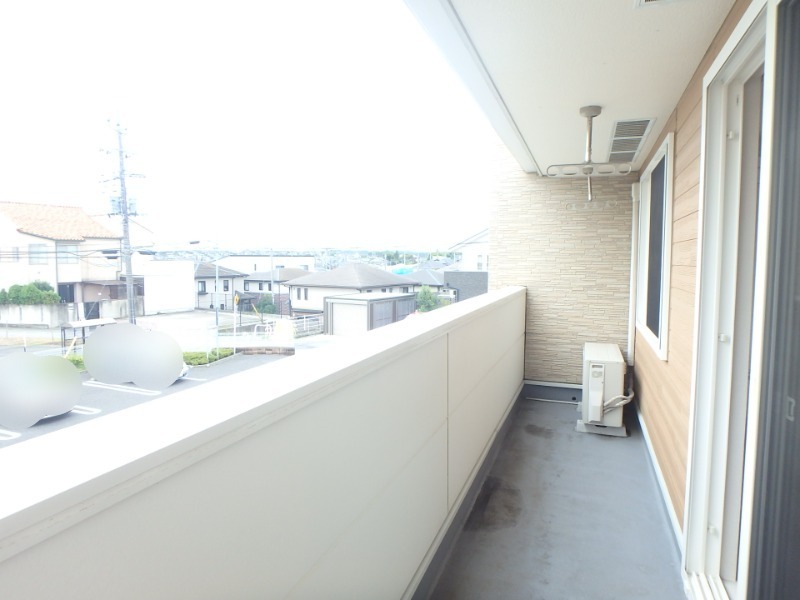 バルコニー　図面と現状に相違がある場合には現状を優先