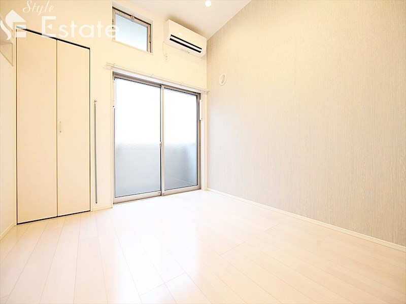 居室・リビング　内装