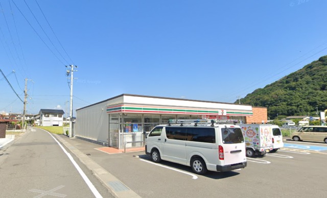 コンビニ　セブンイレブン和歌山和佐関戸店（コンビニ）まで488m