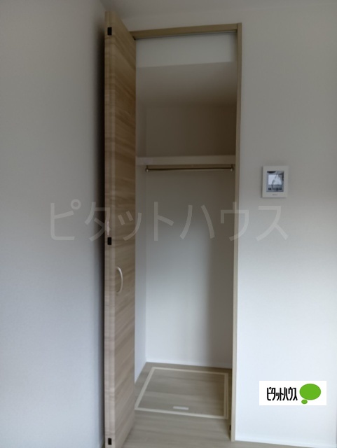 収納　クローゼット