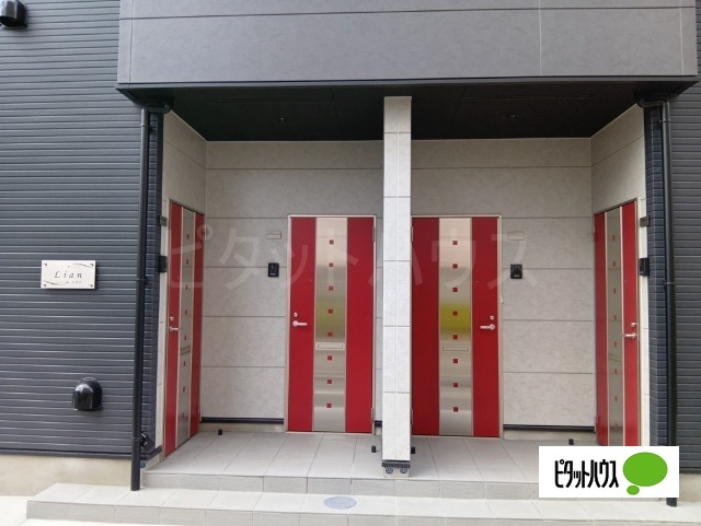 エントランス　建物入口