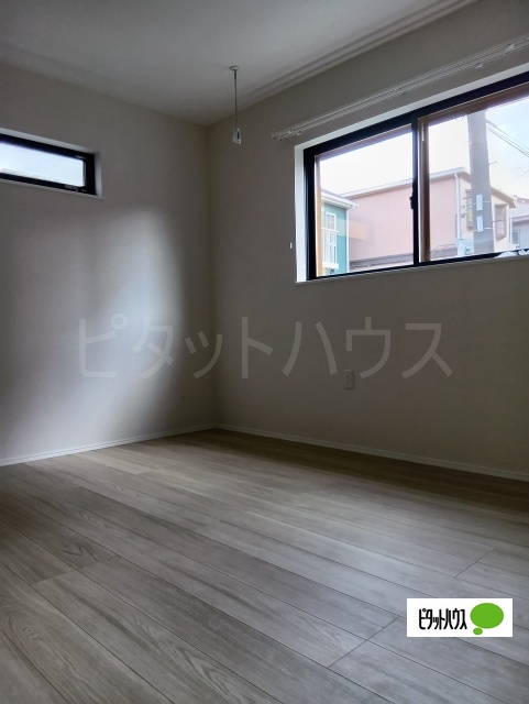 居室・リビング　◆角部屋ですよ！