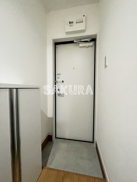 玄関　ゆったりとした玄関スペースです♪