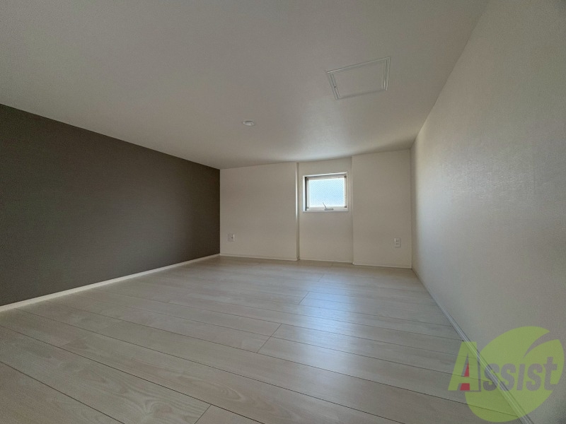 その他部屋・スペース　６．０帖の洋室です。広々としており、寝室としてもおすすめです