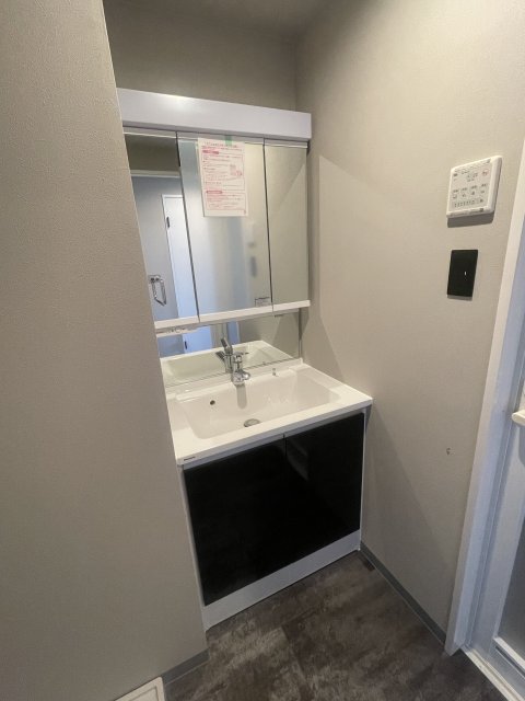 洗面設備　同物件別号室