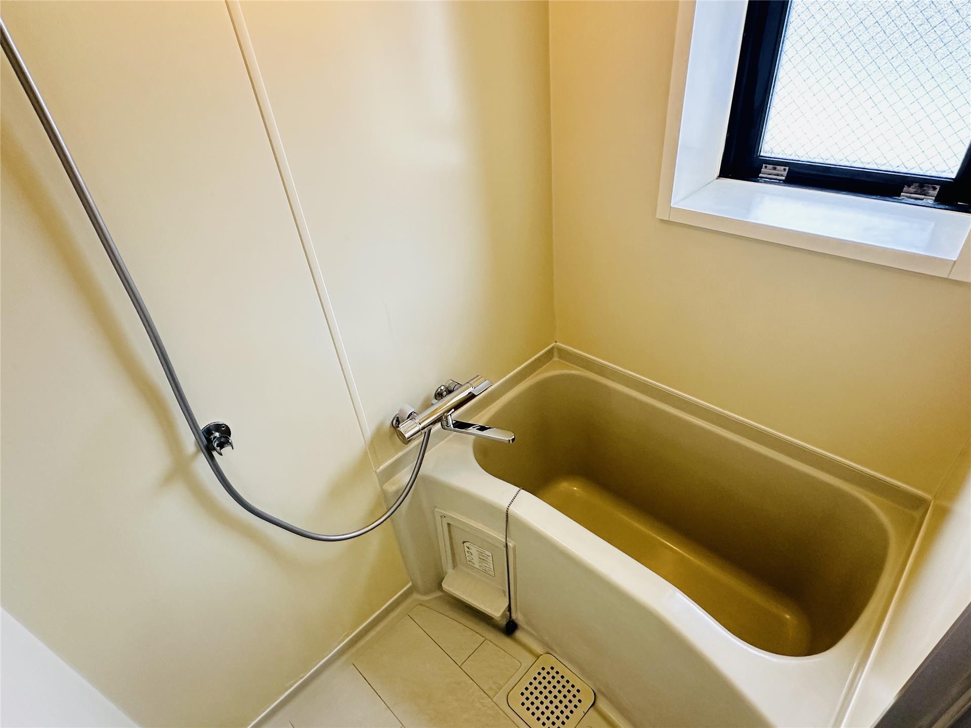 バス・シャワールーム　※同物件別室同タイプの写真です