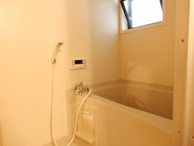 バス・シャワールーム　図面と現状に相違がある場合には現状を優先