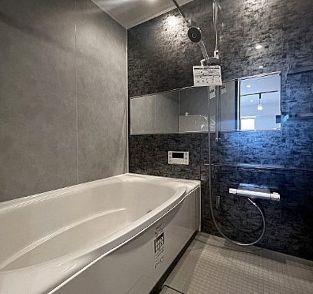 バス・シャワールーム　同仕様　参考写真