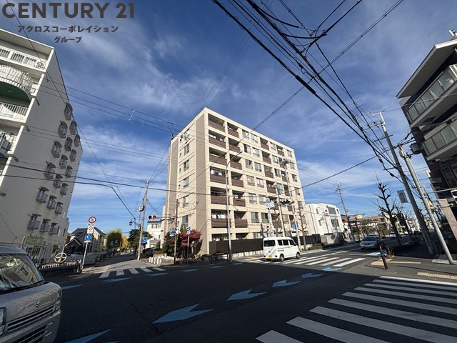 建物外観　TVモニターホン完備☆