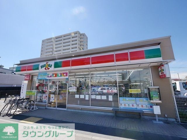 コンビニ　サンクス武蔵藤沢駅前店（コンビニ）まで426m