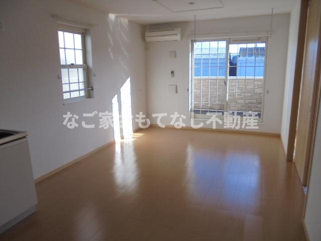 居室・リビング　同型タイプ