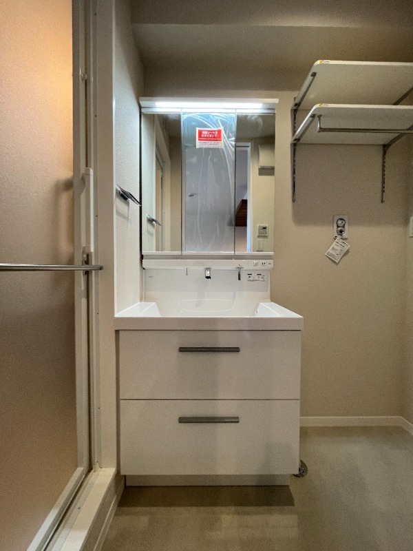 洗面設備　同型仕様