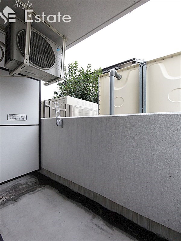 バルコニー　バルコニー