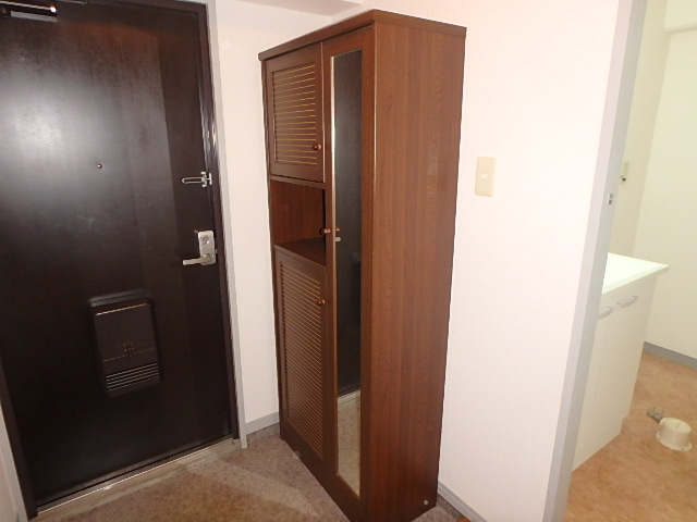 その他設備　下足箱　残置物