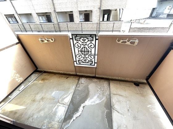 バルコニー　※別部屋の写真です