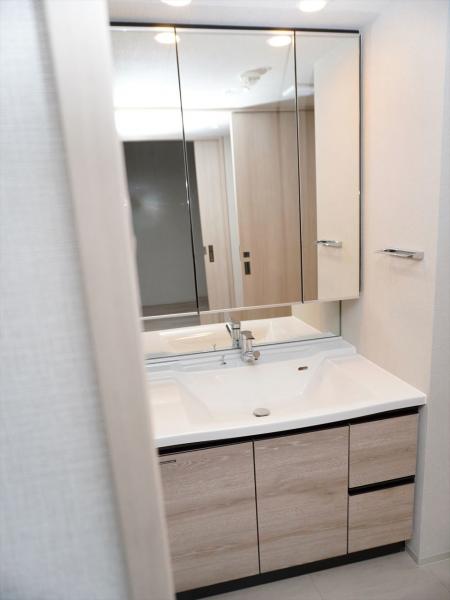 洗面設備　洗面所